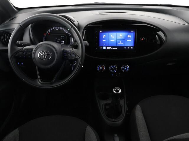 Toyota AYGO X 1.0 VVT-i Play 1e EIG SPECIAL EDITION GARANTIE 10-2034. CARPLAY NAVIGATIE. ADAPTIEVE CRUISE.