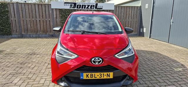 Toyota AYGO 1.0 VVT-i x-clusiv AIRCO , X-play