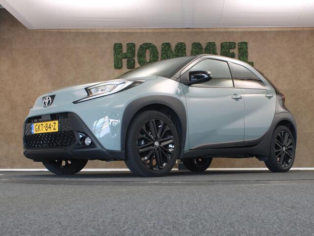 Toyota AYGO X 1.0 VVT-i S-CVT Premium - ORIGINEEL NEDERLANDSE AUTO - AFKOMSTIG VAN 1E EIGENAAR - CAMERA - DEELS LEDEREN BEKLEDING - VOORSTOELEN VERWARMD - DRAADLOZE TELEFOONLADER - CLIMATE CONTROL - NAVIGATIE - PARKEERSENSOREN VOOR/ ACHTER- DAB AUDIO - JBL AUDIO