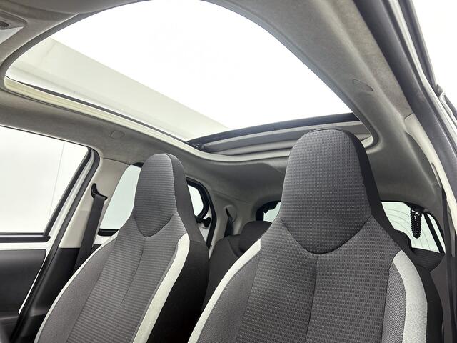 Toyota AYGO 1.0 VVT-i x-joy cabrio | 1e Eigenaar | NIEUW GELEVERD & ONDERHOUDEN | Apple Carplay / Android Auto |