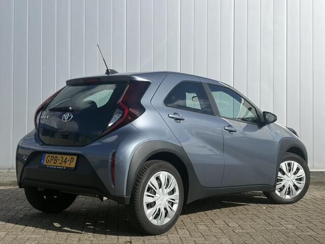 Toyota AYGO X 1.0 VVT-i MT Play NL Auto Dealer Onderhouden Groot Scherm Carplay Adapt Cruise