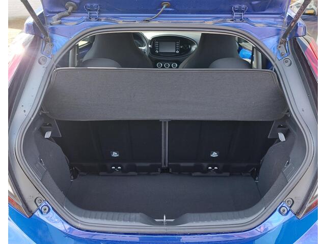 Toyota AYGO X 1.0 VVT-i MT Play