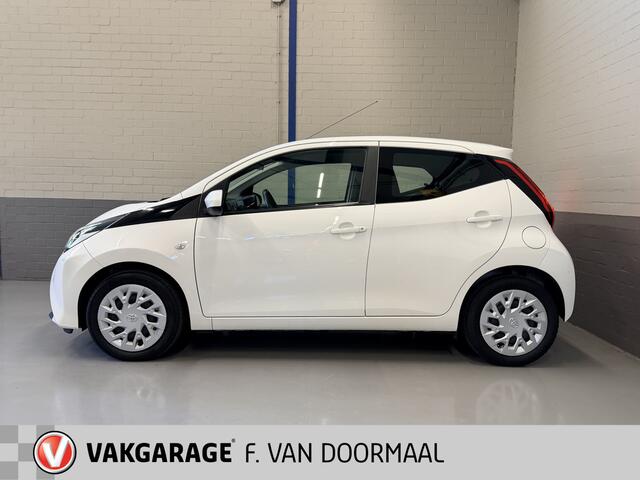 Toyota AYGO 1.0 VVT-i x-play limited | camera | nav | carplay