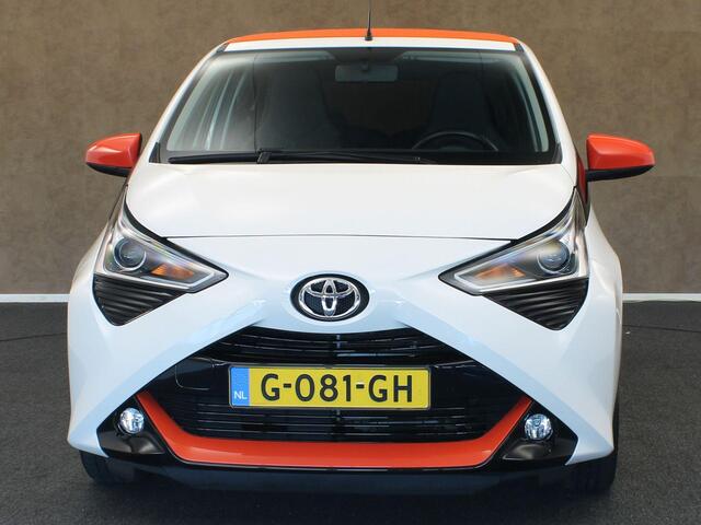 Toyota AYGO 1.0 VVT-i X- Cite Cabriodak - ORIGINEEL NEDERLANDSE AUT0 - AFKOMSTIG VAN 2E EIGENAAR - ELEKTRISCH CABRIODAK - APPLE CARPLAY/ ANDROID AUTO - CAMERA - TOERENTELLER - GROOT MULTIMEDIADISPLAY - AIRCO - ELEKTRISCH BEDIENBARE BUITENSPIEGELS - HALF LEDEREN BEKLE