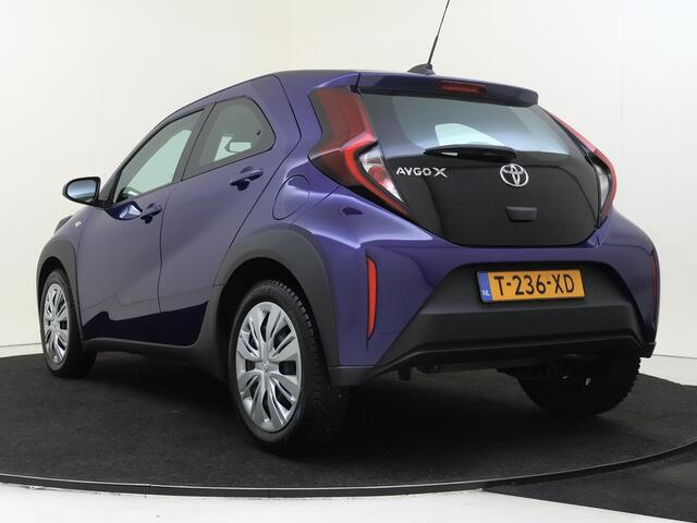 Toyota AYGO X 1.0 VVT-i MT Play