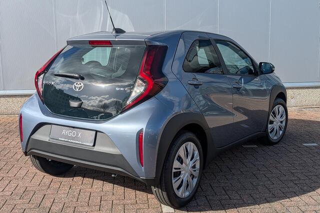 Toyota AYGO X Hybrid 115 play | Camera| Navigatie met Apple Carplay & Android Auto| ACC|