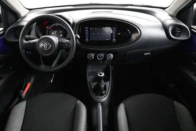 Toyota AYGO X 1.0 VVT-i MT Play | Apple Carplay/Android Auto |