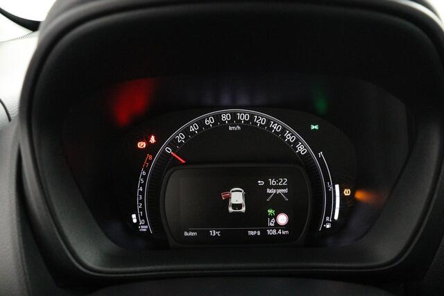 Toyota AYGO X 1.0 VVT-i MT Play | Apple Carplay/Android Auto |