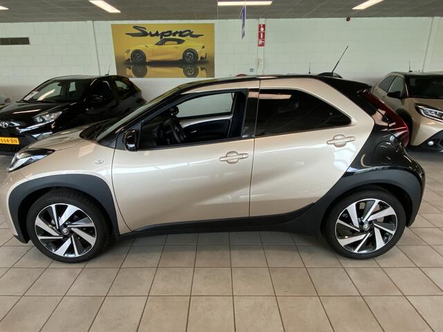 Toyota AYGO X 1.0 VVT-i S-CVT Envy