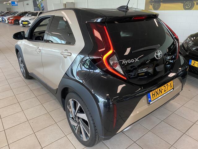 Toyota AYGO X 1.0 VVT-i S-CVT Envy