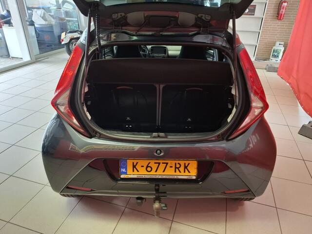 Toyota AYGO 1.0 VVT-i x-joy