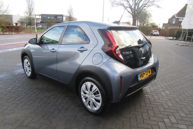 Toyota AYGO X 1.0 VVT-i S-CVT Play Automaat