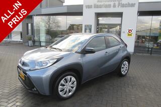 toyota-aygo-x-1.0-vvt-i-s-cvt-play-