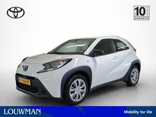 toyota-aygo-x-1.0-vvt-i-s-cvt-play-