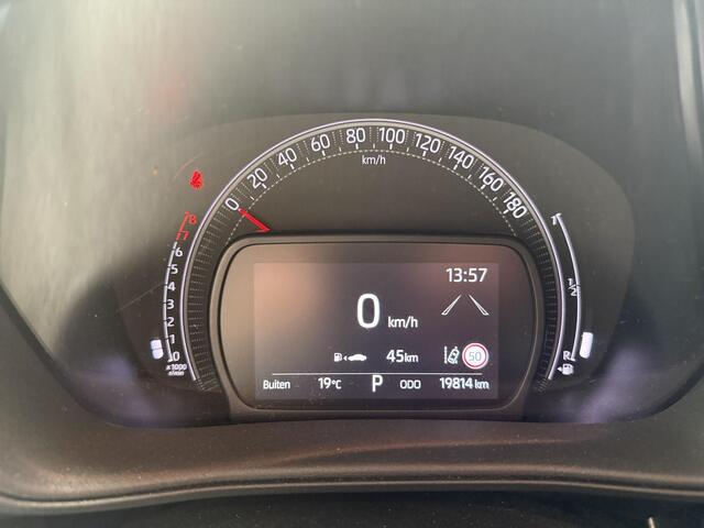 Toyota AYGO X 1.0 VVT-i S-CVT Play Carplay, Zwarte Velgen, Automaat, 1e eigenaar slechts 19814 KM