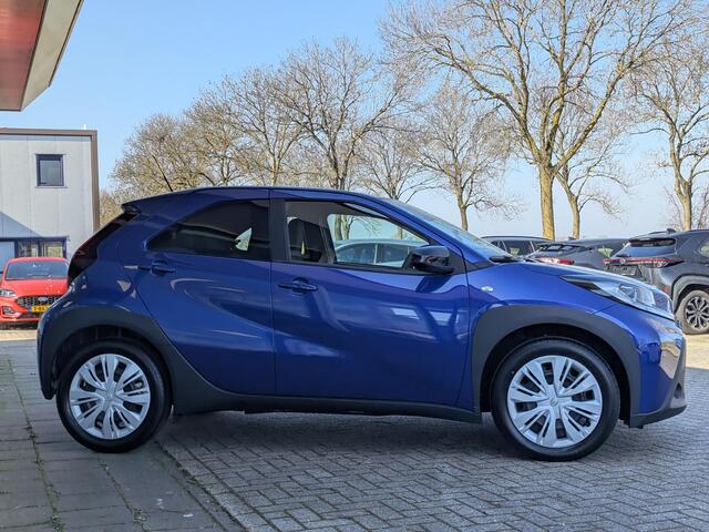 Toyota AYGO X 1.0 VVT-i MT Play | Airco | Camera | Carplay / Android Auto | Adapt. Cruise