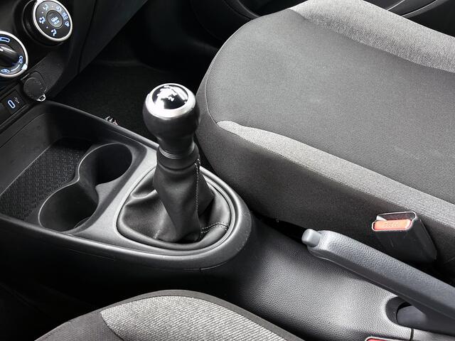 Toyota AYGO X 1.0 VVT-i MT Play |Achteruitrijcamera | Airconditioning| Adaptive cruise control |