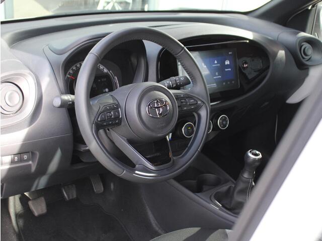 Toyota AYGO X 1.0 VVT-i MT Play Achteruitrijcamera, Cruise Control Adaptief, Apple Carplay/Android Auto, Elektrische Ramen
