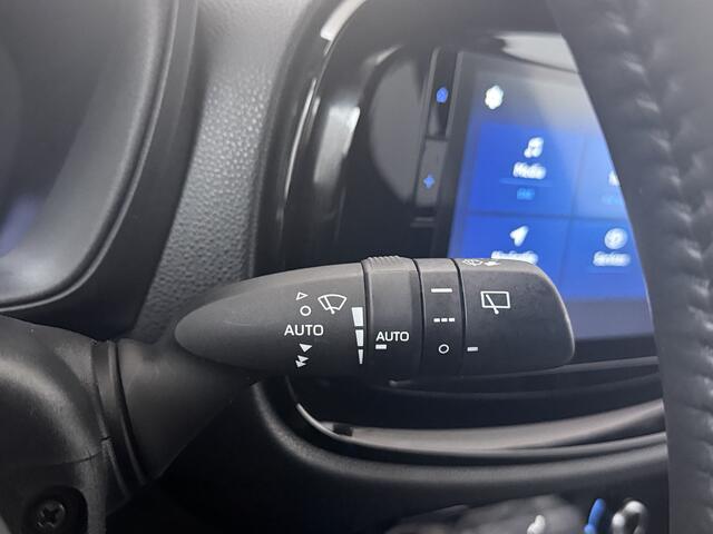 Toyota AYGO X 1.0 VVT-i S-CVT first