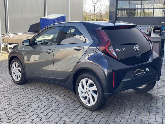 Toyota AYGO X 1.0 VVT-i MT first