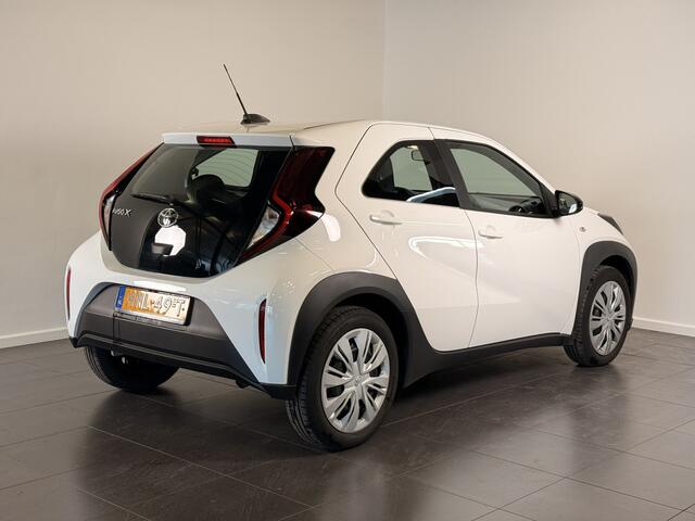 Toyota AYGO X 1.0 VVT-i MT Play | Apple Carplay | Achteruitrijcamera |