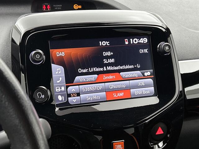 Toyota AYGO 1.0 VVT-i x-JBL | 1e Eigenaar | NIEUW GELEVERD & ONDERHOUDEN | JBL | Apple Carplay / Android Auto |