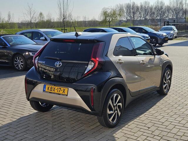 Toyota AYGO X 1.0 VVT-i MT Pulse Two Tone Fabrieksgarantie