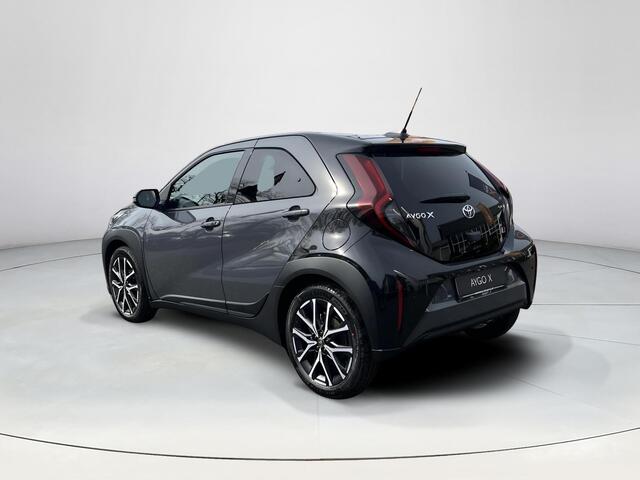 Toyota AYGO X Hybrid 115 GR Sport | Storm grey met zwart dak | Nieuw uit voorraad leverbaar |