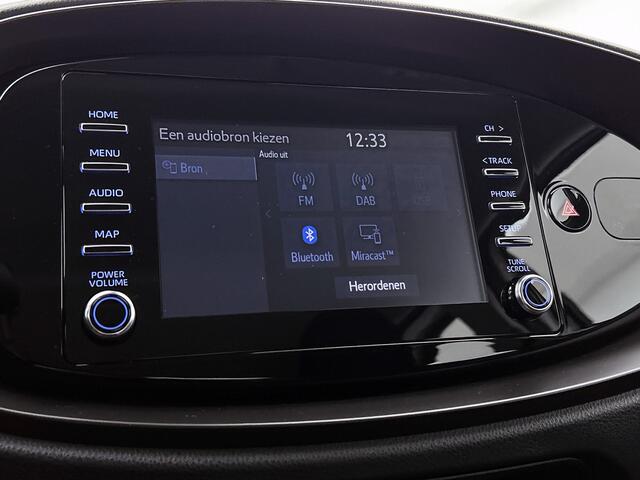 Toyota AYGO X 1.0 VVT-i MT Play | BTW Voertuig | Achteruitrijcamera | 1ste eigenaar |