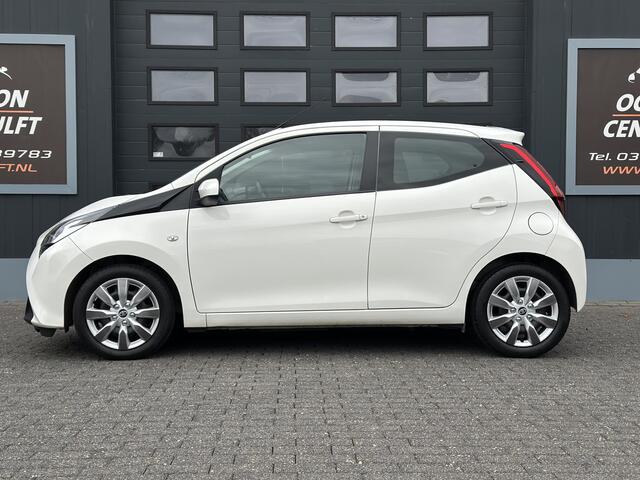 Toyota AYGO CABRIO / CRUISE CONTR / AIRCO / NAVI / CAMERA ...