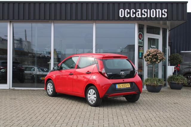 Toyota AYGO 1.0 VVT-i x-fun