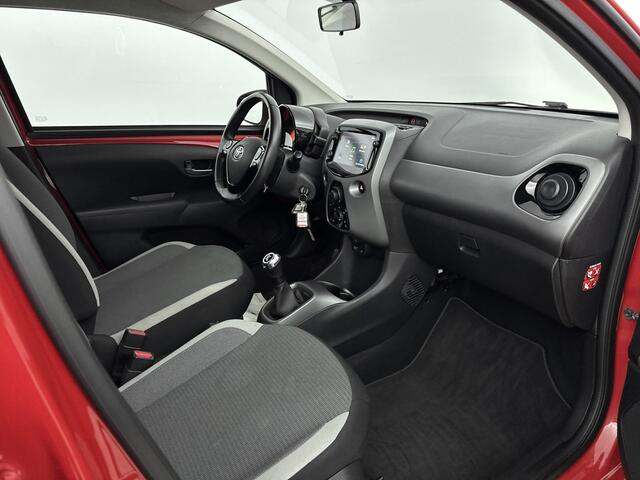 Toyota AYGO 1.0 VVT-i x-play | Apple Carplay/Android Auto | Achteruitrijcamera |