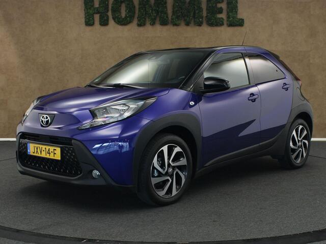 Toyota AYGO X 1.0 VVT-i MT Pulse - AIRCO - VOORSTOELEN VERWARMD - 17 INCH LICHT METALEN VELGEN - CAMERA - APPLE CARPLAY/ ANDROID AUTO - ADAPTIEVE CRUISE CONTROL - MISTLAMPEN VOOR - DONKER GETINTE RAMEN ACHTER - TWO TONE LAK