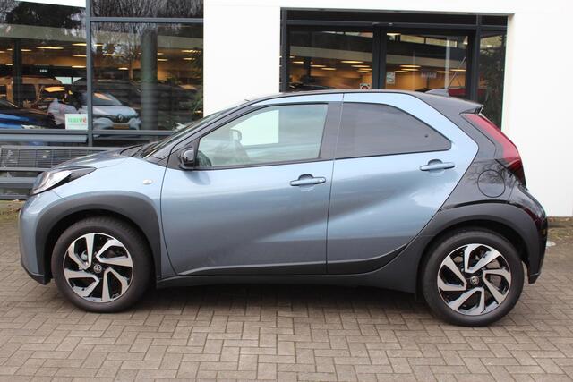 Toyota AYGO X 1.0 VVT-i MT Play