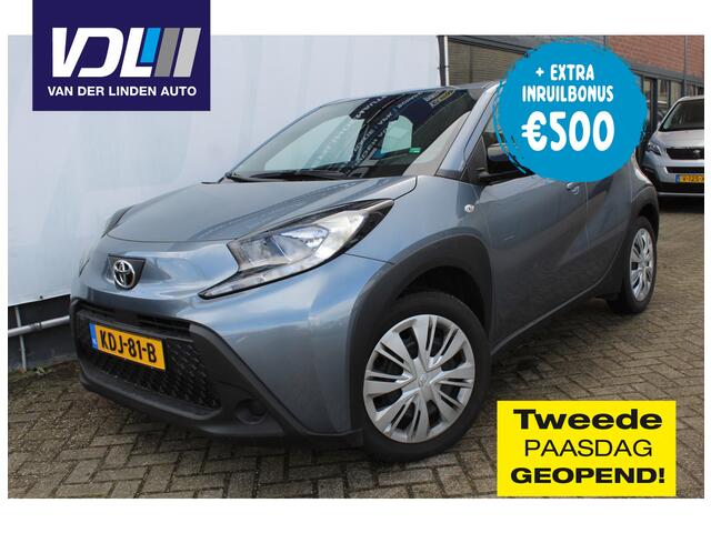 Toyota AYGO X 1.0 VVT-i MT Play Stoelverwarming l Achteruitrijcamera l Start-stop knop l Apple carplay/ Android auto
