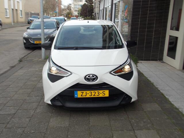 Toyota AYGO 1.0 VVT-i x-fun AIRCO 5 DEURS