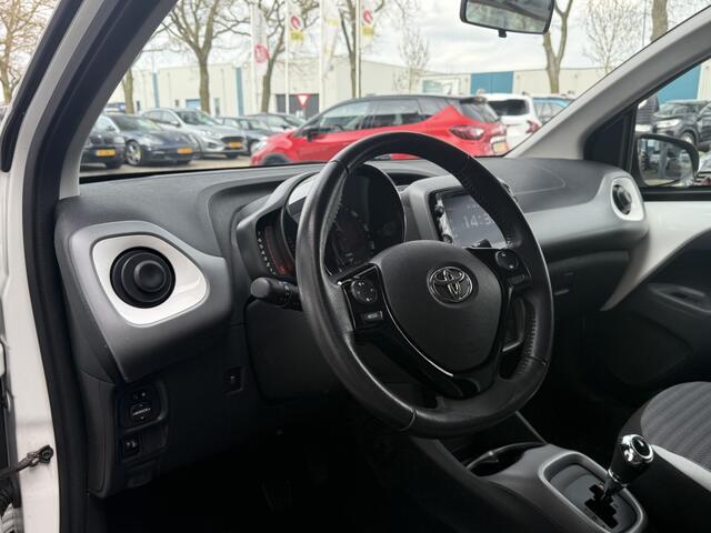 Toyota AYGO 1.0 VVT-i x-joy automaat/camera