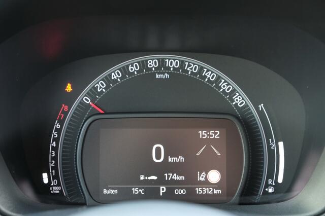 Toyota AYGO X 1.0 VVT-i S-CVT Premium Automaat | Smart Entry | JBL Audio | LED