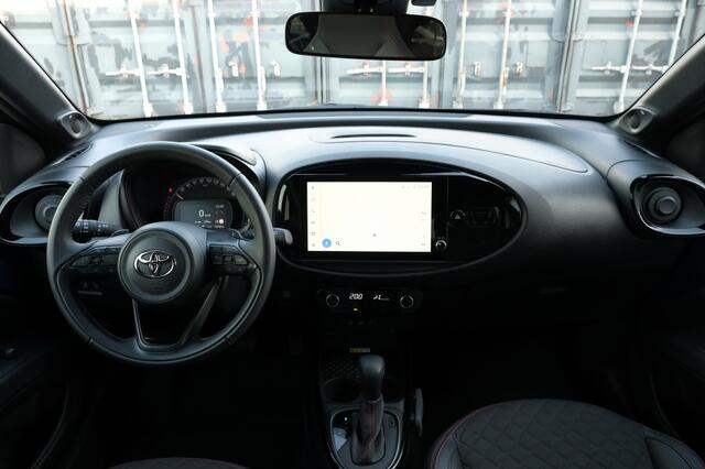 Toyota AYGO X 1.0 VVT-i S-CVT Premium Automaat | Smart Entry | JBL Audio | LED