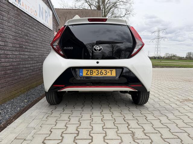 Toyota AYGO 1.0 VVT-i x-clusiv Lederen bekleding, camera, APK