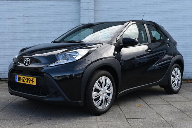 Toyota AYGO X 1.0 VVT-i MT Play 72 pk | Adaptive Cruise Control | Achteruitrijcamera | Handmatige Airco | Demonstratieauto, wordt mee gereden