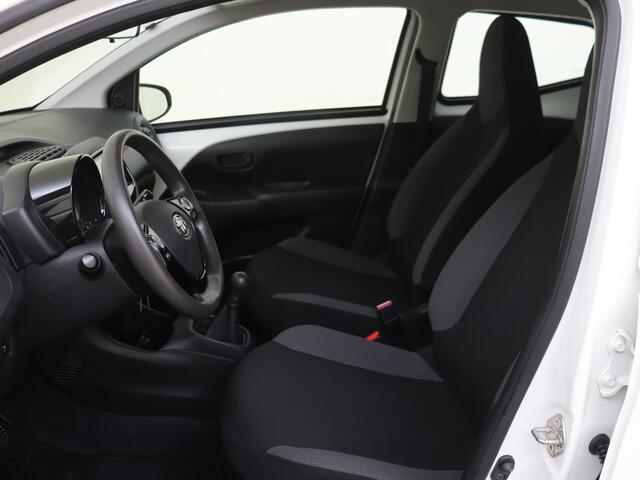 Toyota AYGO 1.0 VVT-i x-fun | Carplay Touchscreen | Airco |