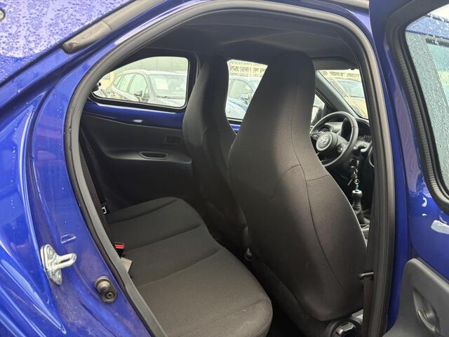 Toyota AYGO X 1.0 VVT-i MT Play