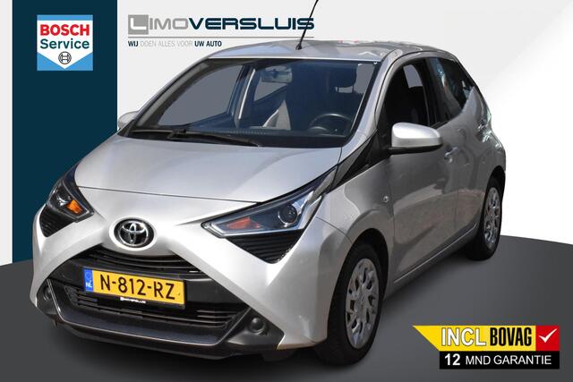 Toyota AYGO 1.0 VVT-i x-play Automaat | Carplay Navigatie | Camera | 12 mnd BOVAG garantie | Whatsapp 06-53188999