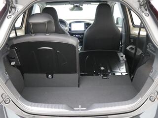 toyota-aygo-x-1.0-vvt-i-s-cvt-premi