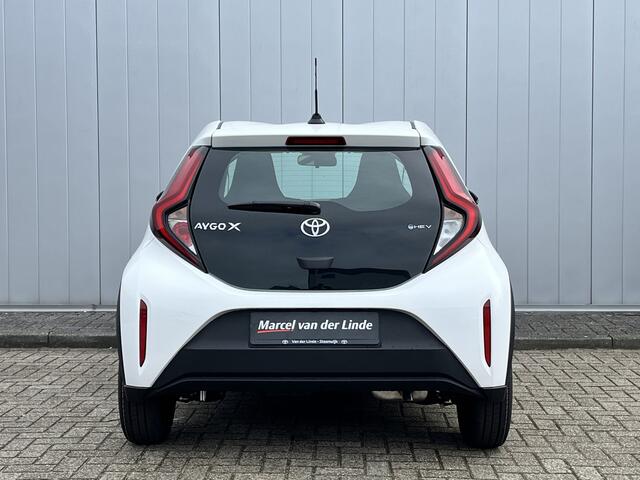 Toyota AYGO X Hybrid 115 play Hybrid NIEUW VOORRAAD LEVERBAAR