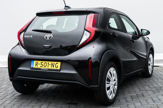 Toyota AYGO X 1.0 73 PK VVT-i MT Play | Ned Auto | Airco Hoge zit / instap | | Camera | Airco | Cruise control adaptief |Dab | Bluetooth | stuur leder |