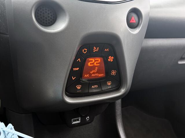 Toyota AYGO 1.0 VVT-i x-joy Automaat | Clima | Navi | LMV |