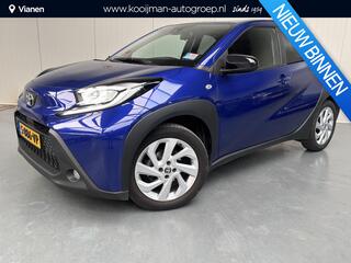 toyota-aygo-x-1.0-vvt-i-mt-first