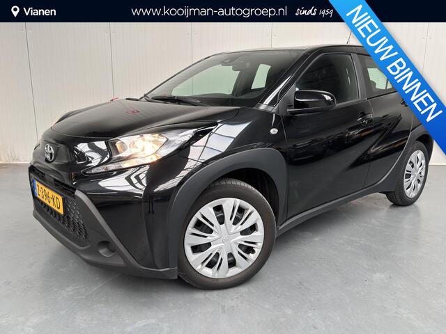 Toyota AYGO X 1.0 VVT-i S-CVT Play